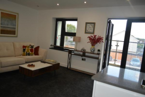 5 Jarn Court.
